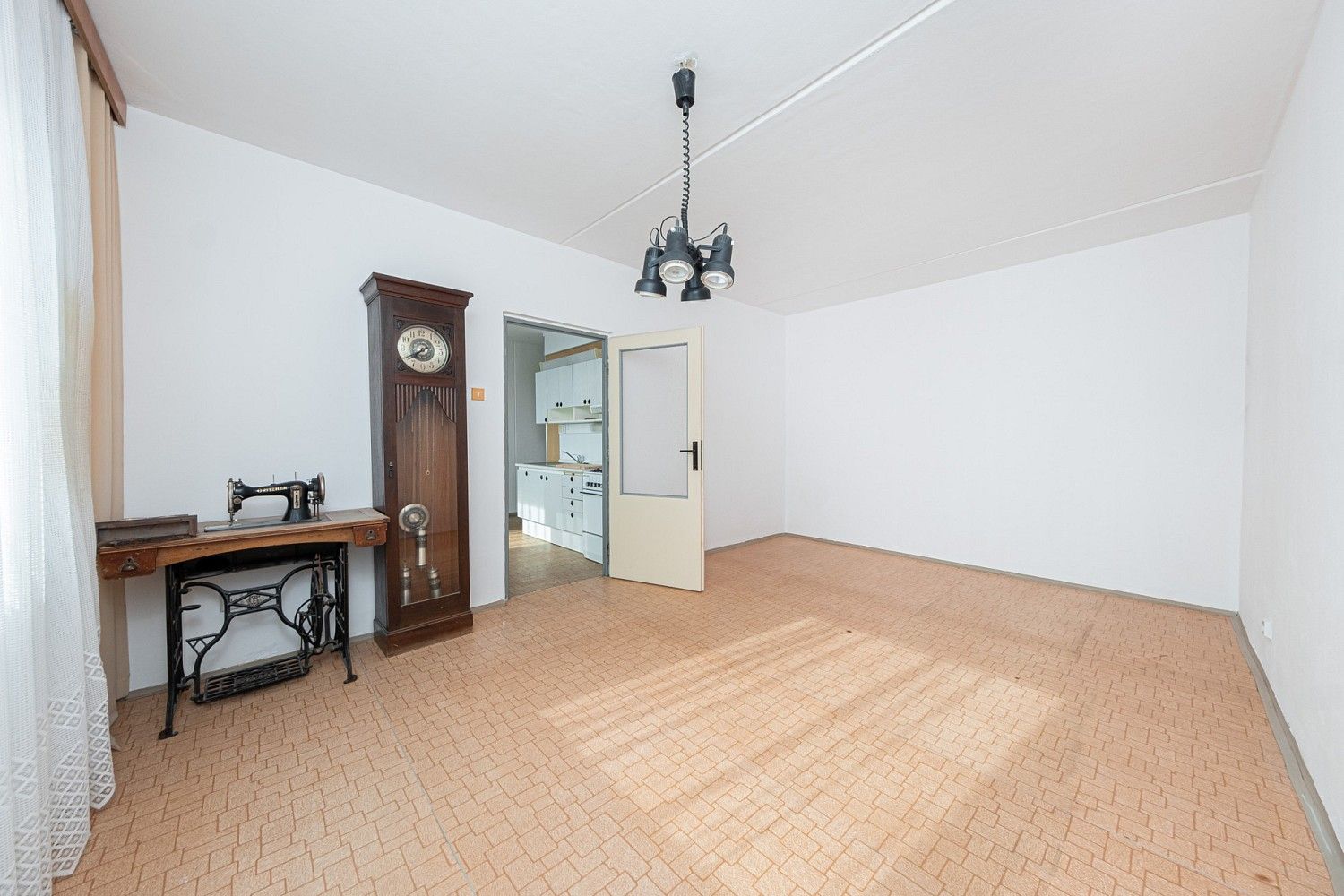 2+1, Pardubice - Studánka, Pardubický kraj, 74 m² - 1