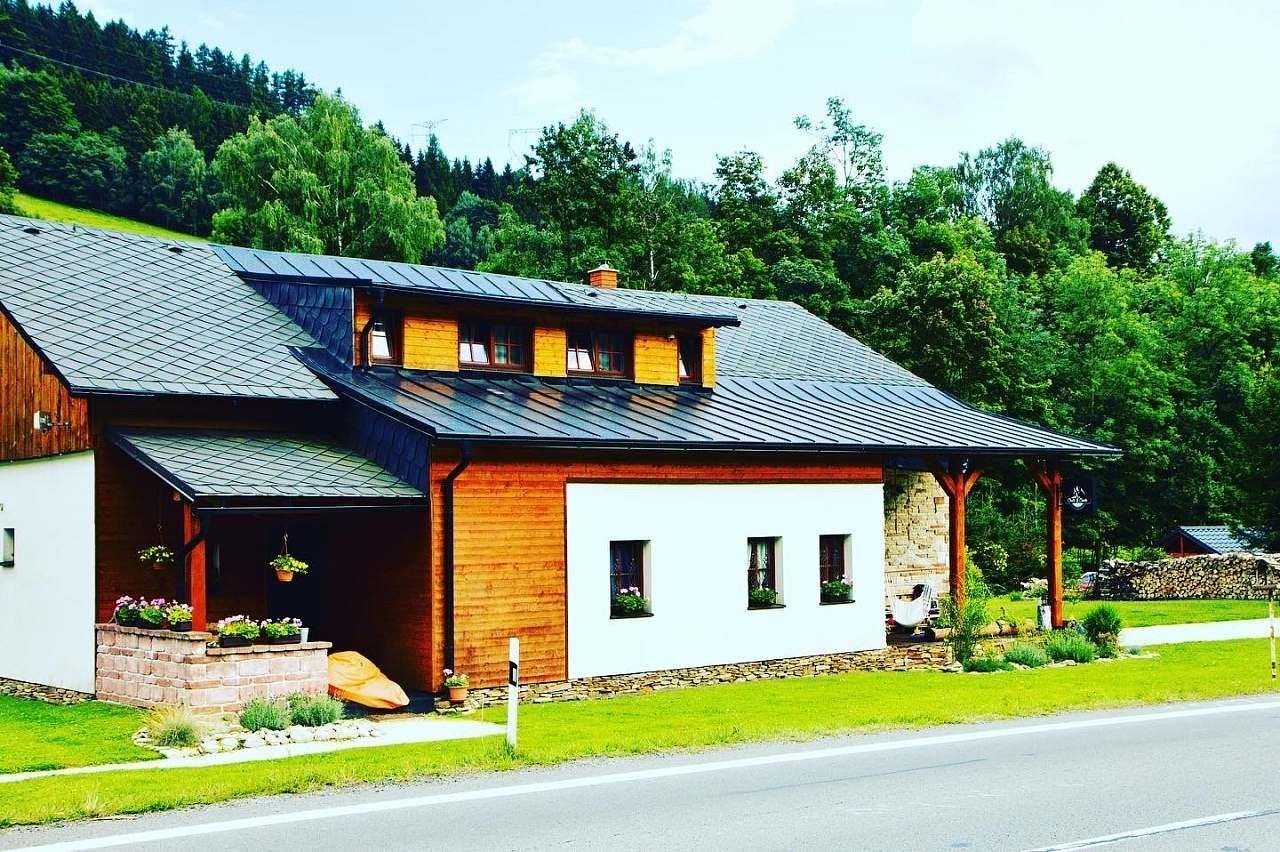 Chaty, Loučná nad Desnou - Rejhotice, Olomoucký kraj - 1