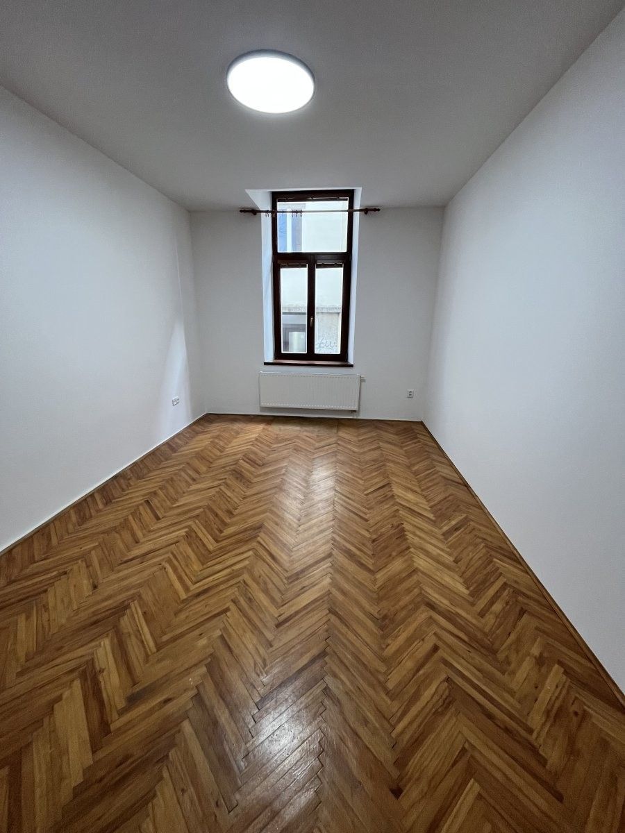 2+1, U spořitelny, Prostějov, 58 m² - 2