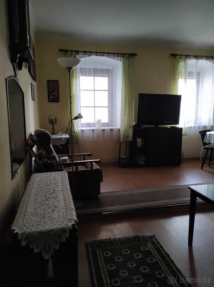 Pronájem rodinný dům - Bernartice, 257 65