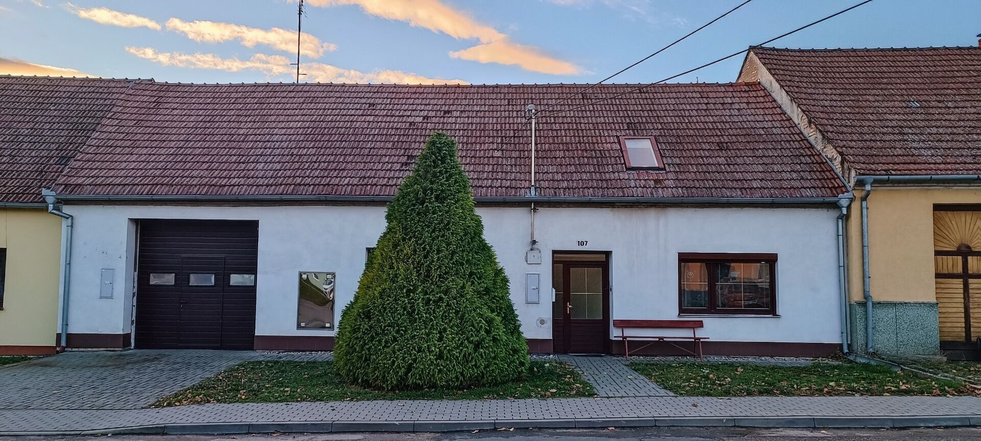 Rodinné domy, Přibice, 298 m²