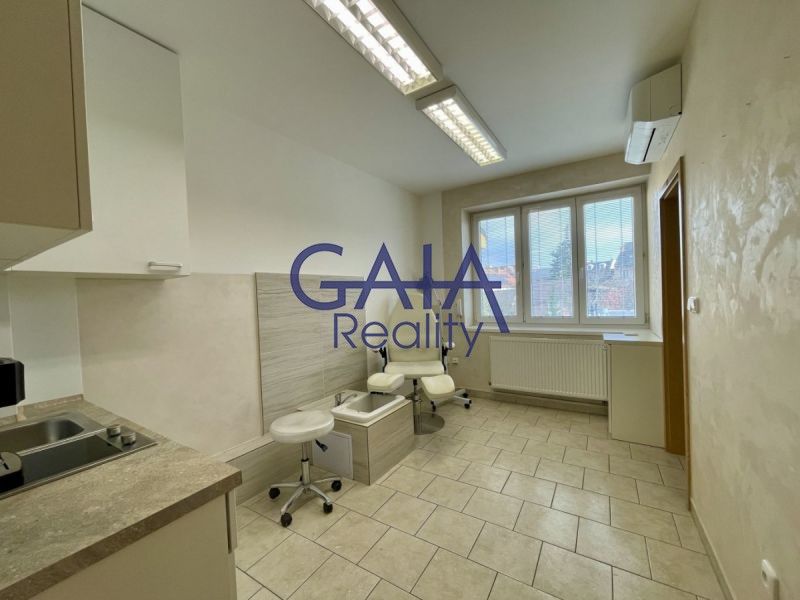 Pronájem kancelář - Příční, Hodonín, 14 m²