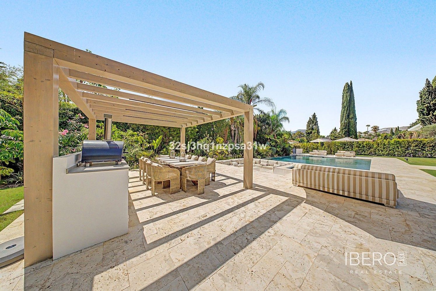 Rodinný dům · 722 m² · Nueva Andalucía, ES - 4