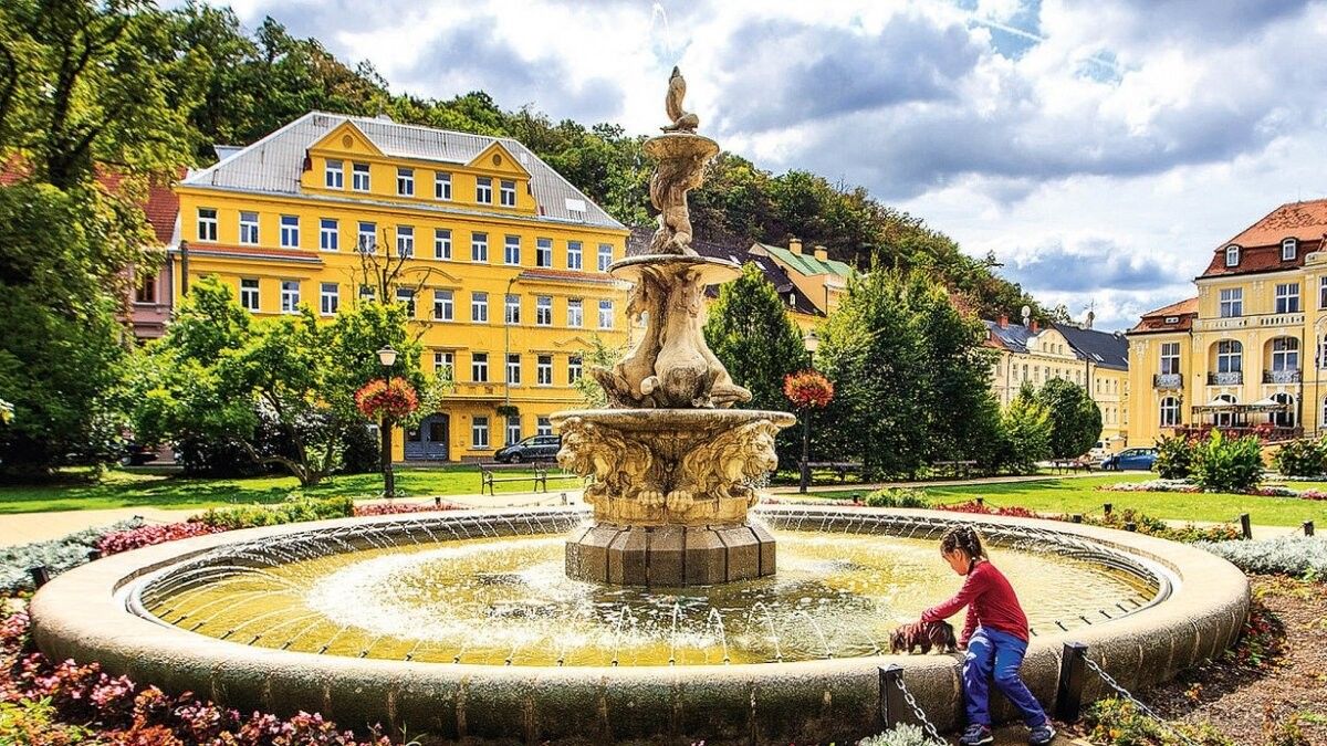 Prodej byt 1+1 - Teplice, 415 01