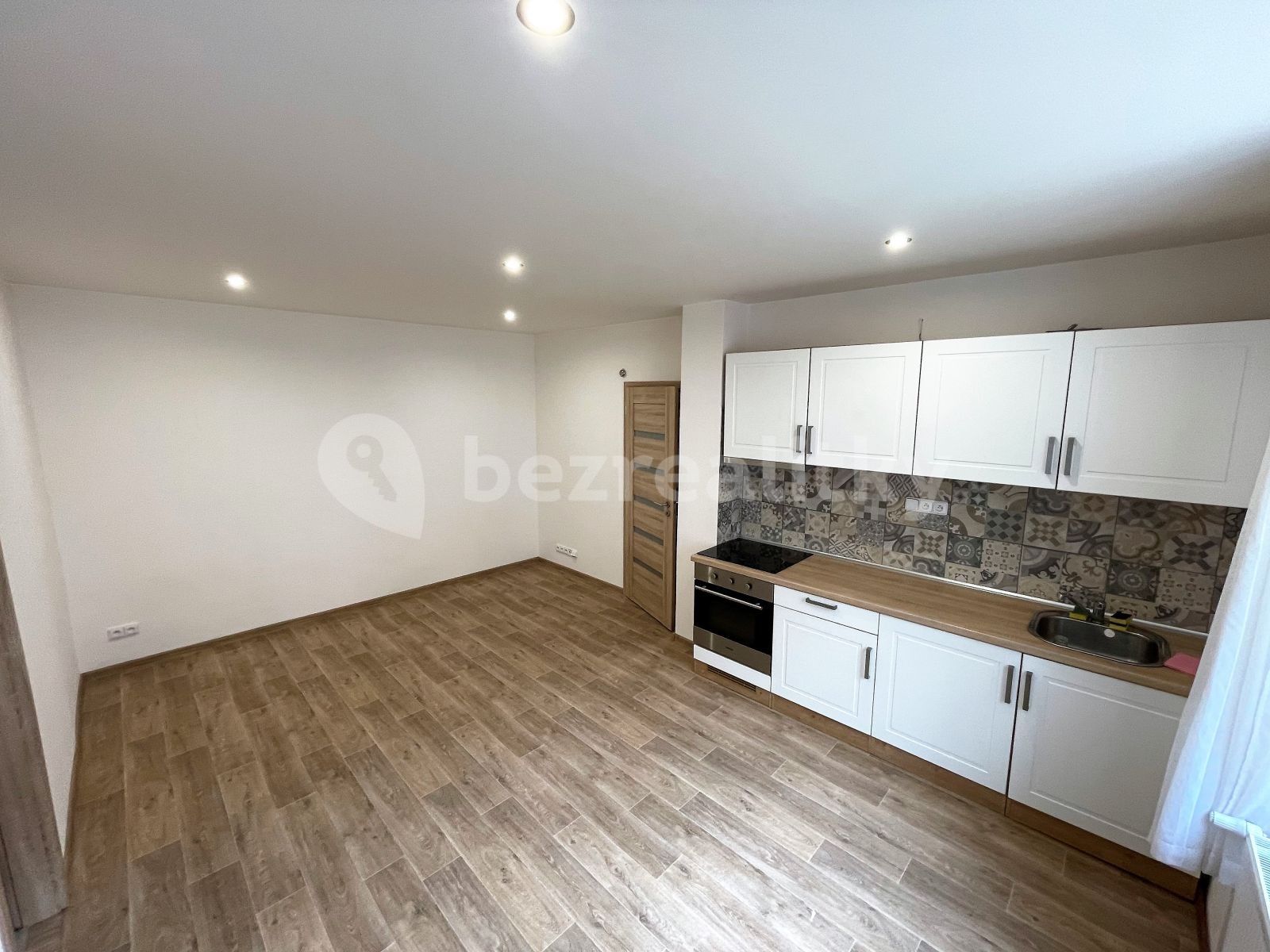 2+kk, Úslavská, Plzeň, Plzeňský kraj, 48 m² - 2