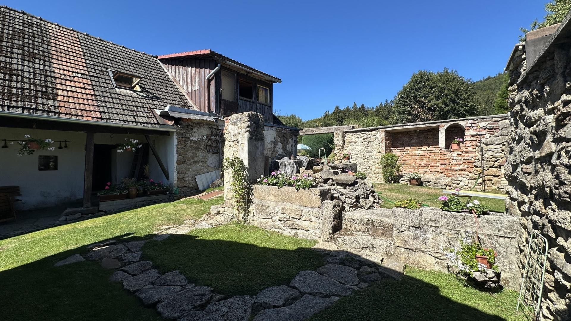 Rodinné domy, Horní Stropnice Hojná Voda, 200 m² - 2