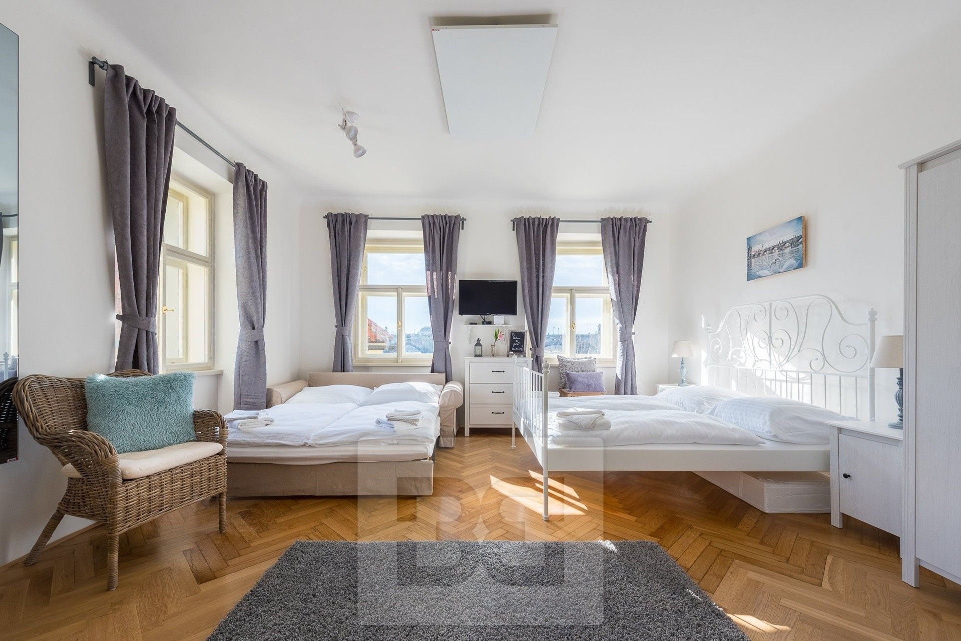 1+kk, Cihelná, Praha, 47 m²