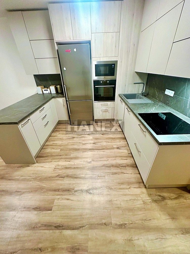 Pronájem byt 3+kk - Sicherova, Praha 9 - Kyje, 80 m² - 2