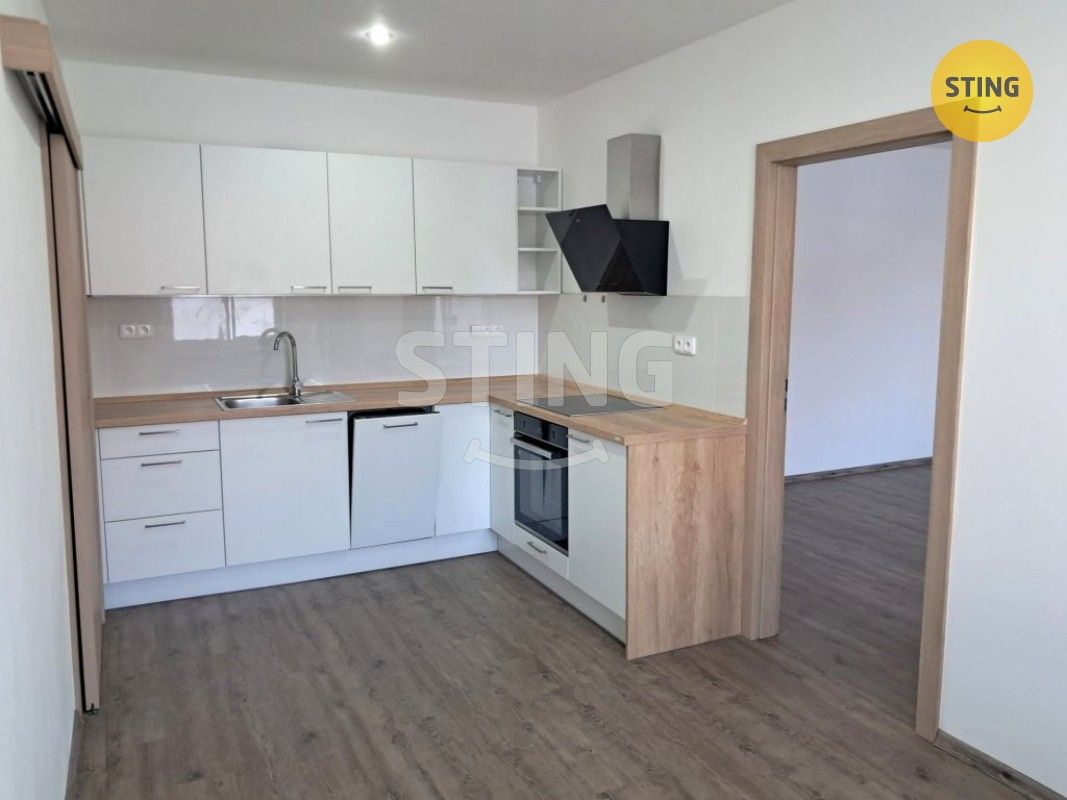 2+kk, Jindřichova, Ostrava, 60 m²