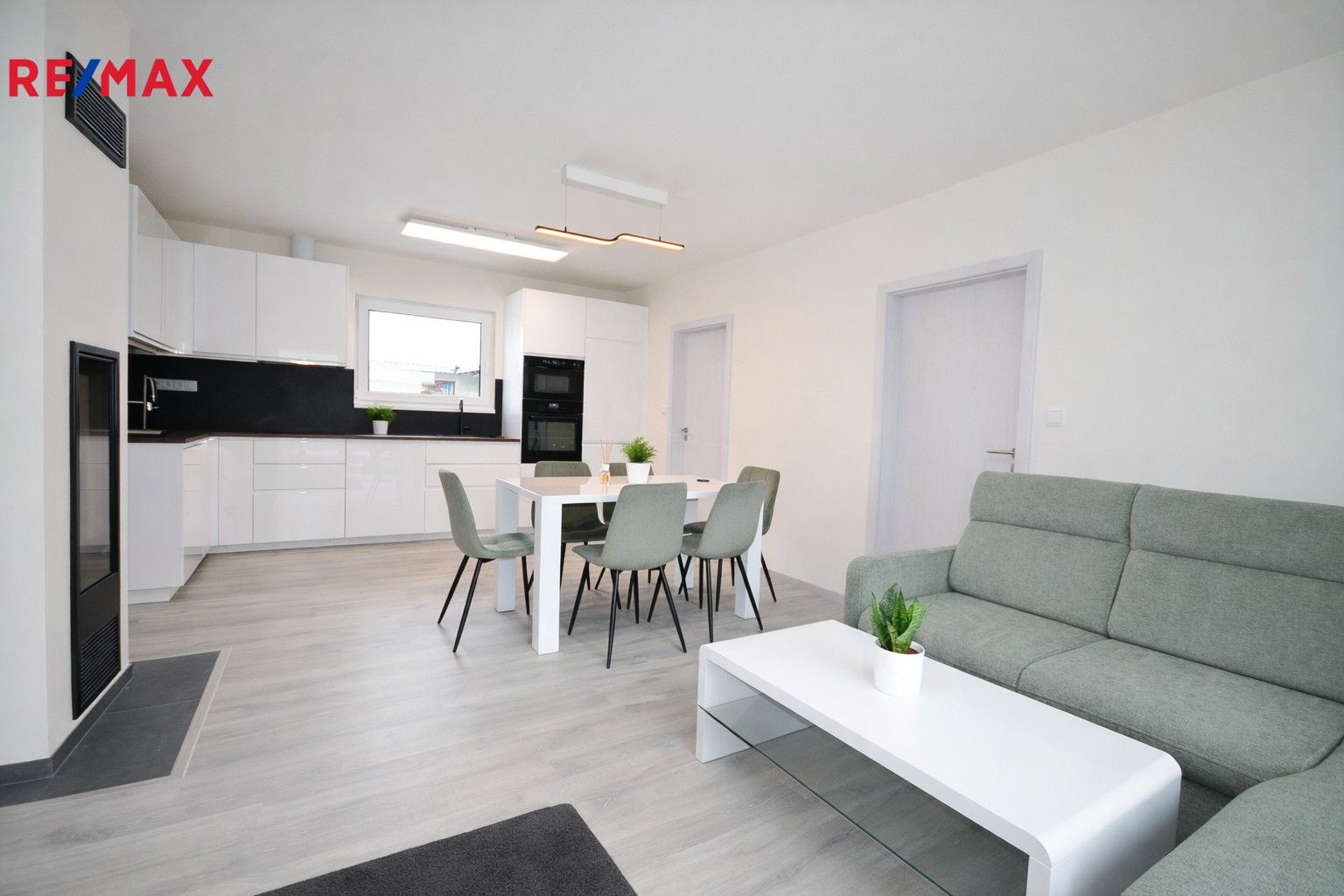 Rodinné domy, Dobrovíz, 61 m²