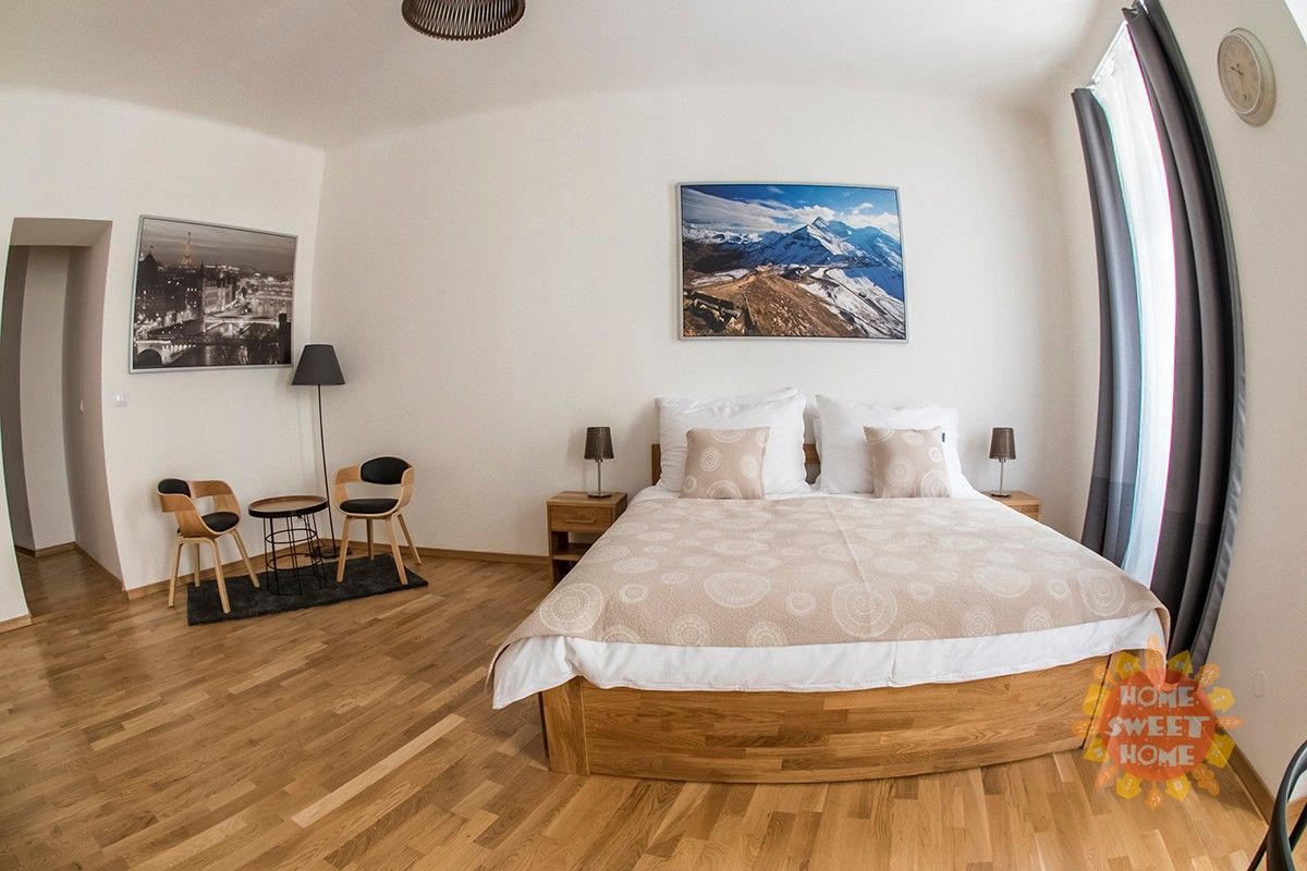 Prodej byt 2+1 - Ve Smečkách, Praha, 90 m²