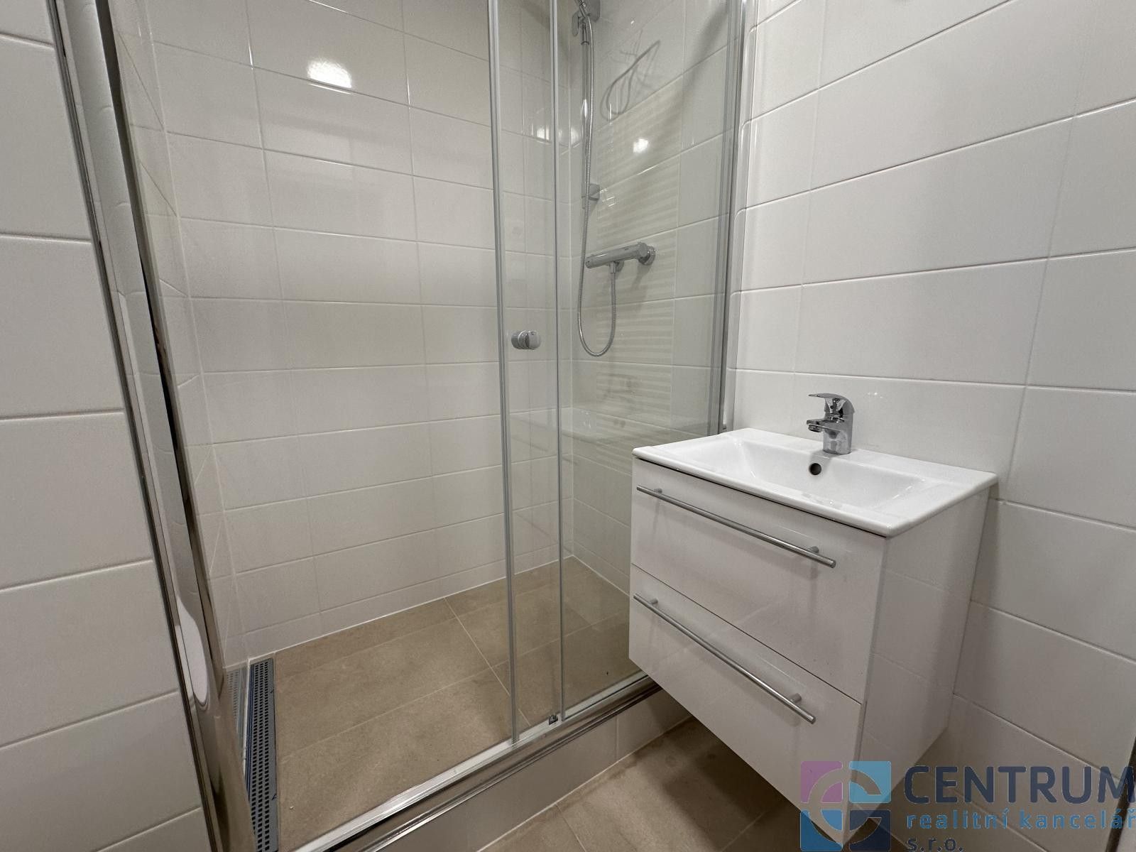 Pronájem byt 2+kk - Mechová, Jablonec nad Nisou, 42 m²