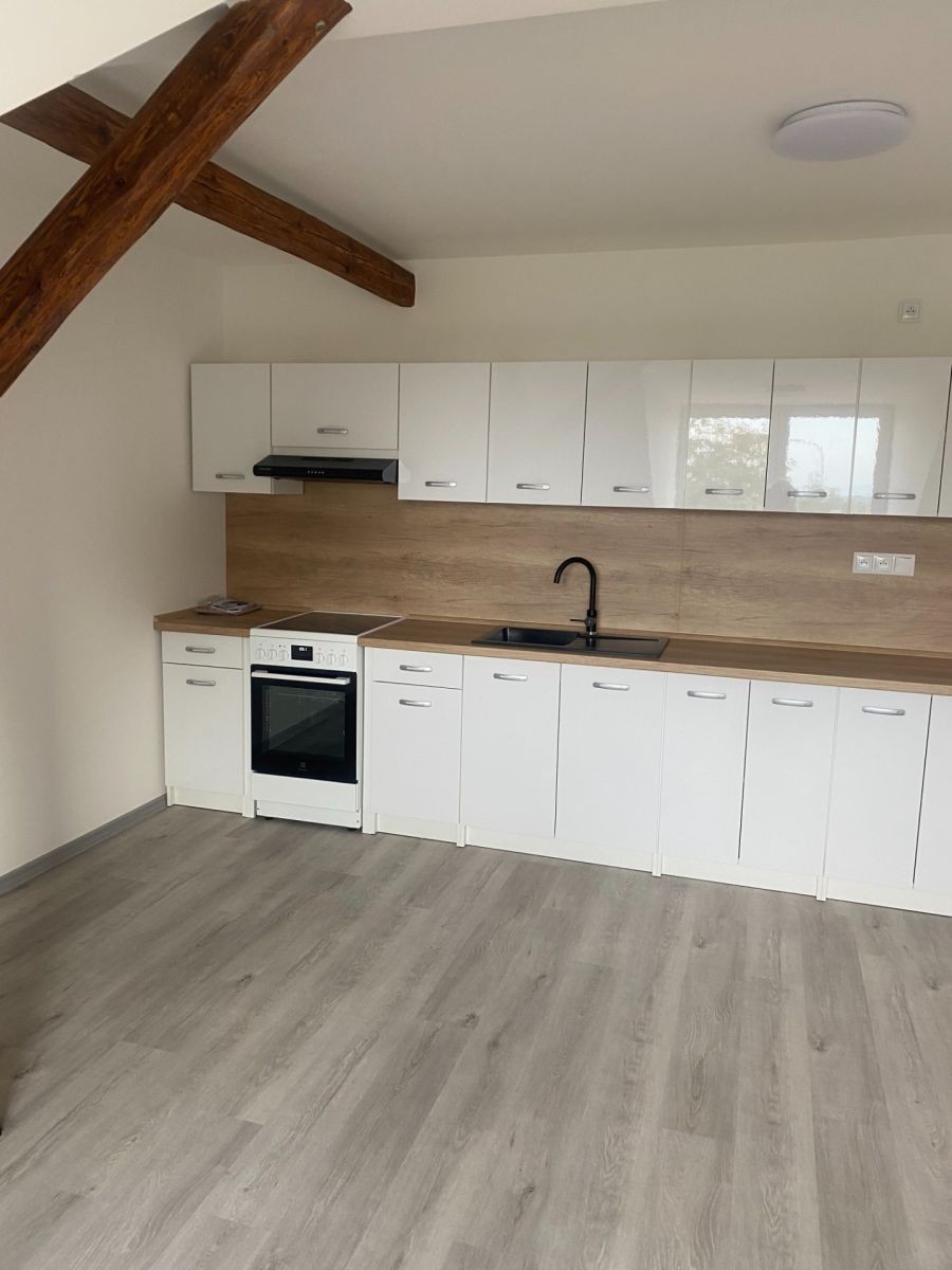 Pronájem byt 2+kk - U Hřebčince, Písek - Písek, Jihočeský kraj, 45 m² - 1