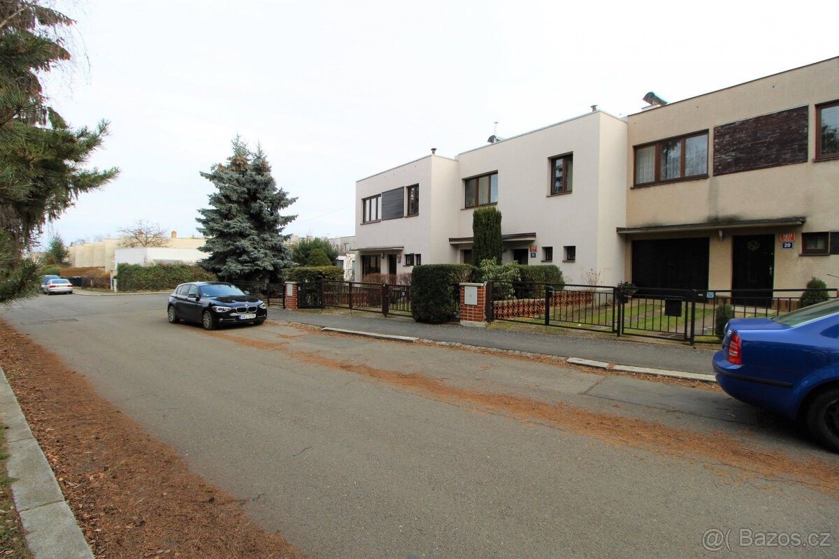 Rodinné domy, Praha, 149 00