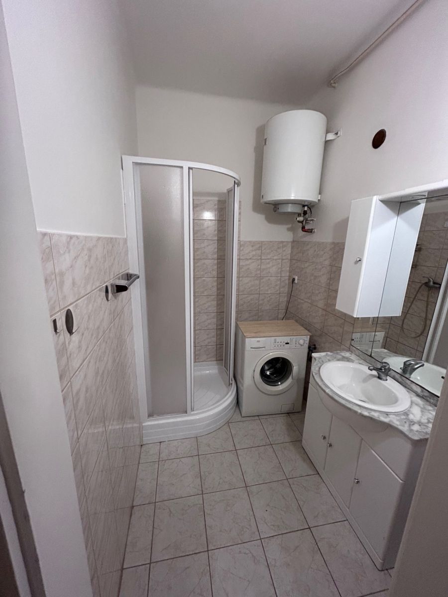 2+kk, Špitálská, Praha - Vysočany, 55 m² - 2