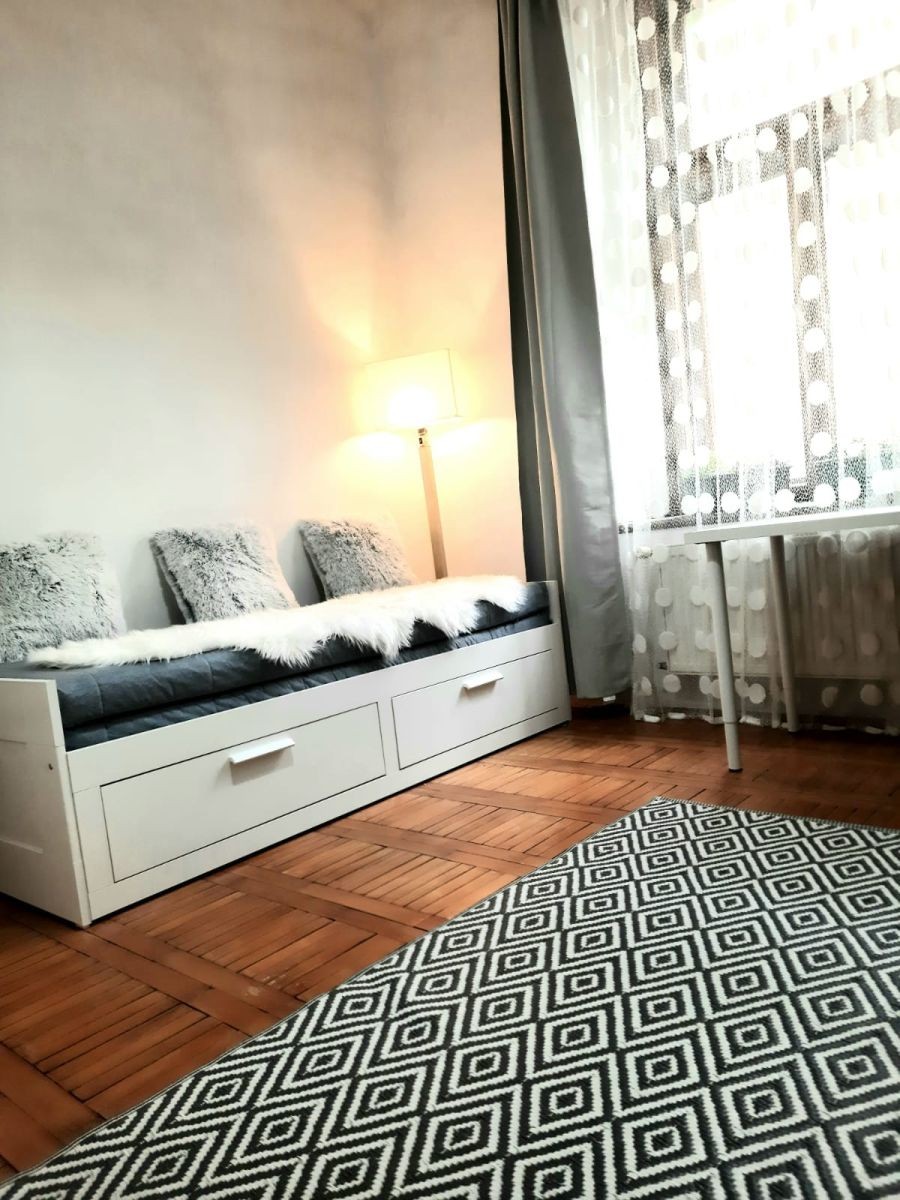 1+kk, Vlkova, Praha - Žižkov, 23 m² - 1