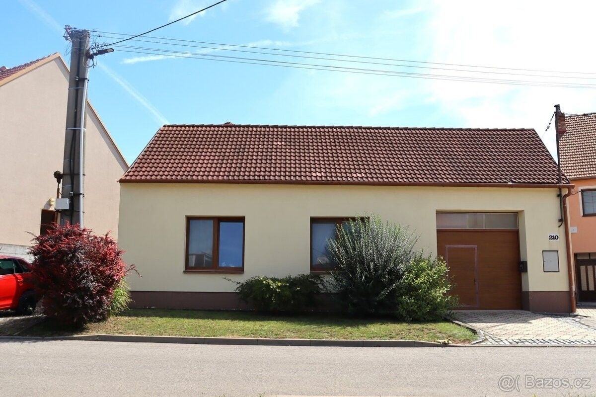 Rodinné domy, Prušánky, 696 21