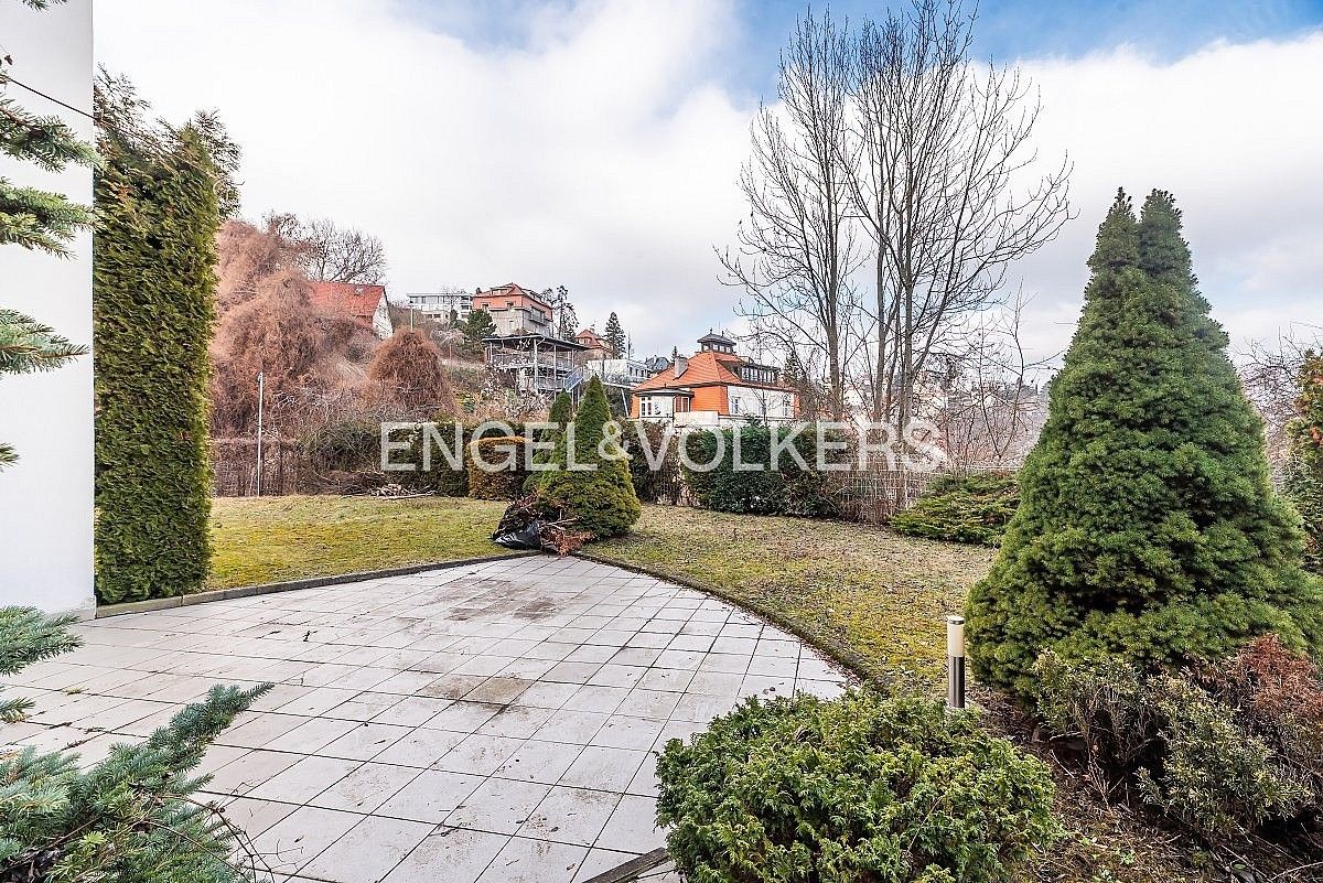 Kancelář · 839 m² · Praha - Smíchov, okres Praha 5, Hlavní město Praha - 3