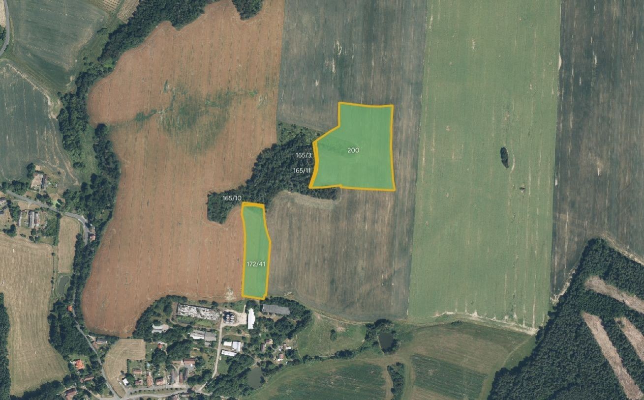 Zemědělský pozemek, 23 705 m²