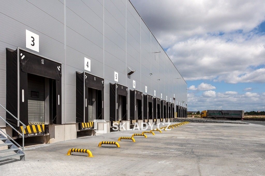 Pronájem sklad - Pražská, Mladá Boleslav III, 3 000 m² - 5