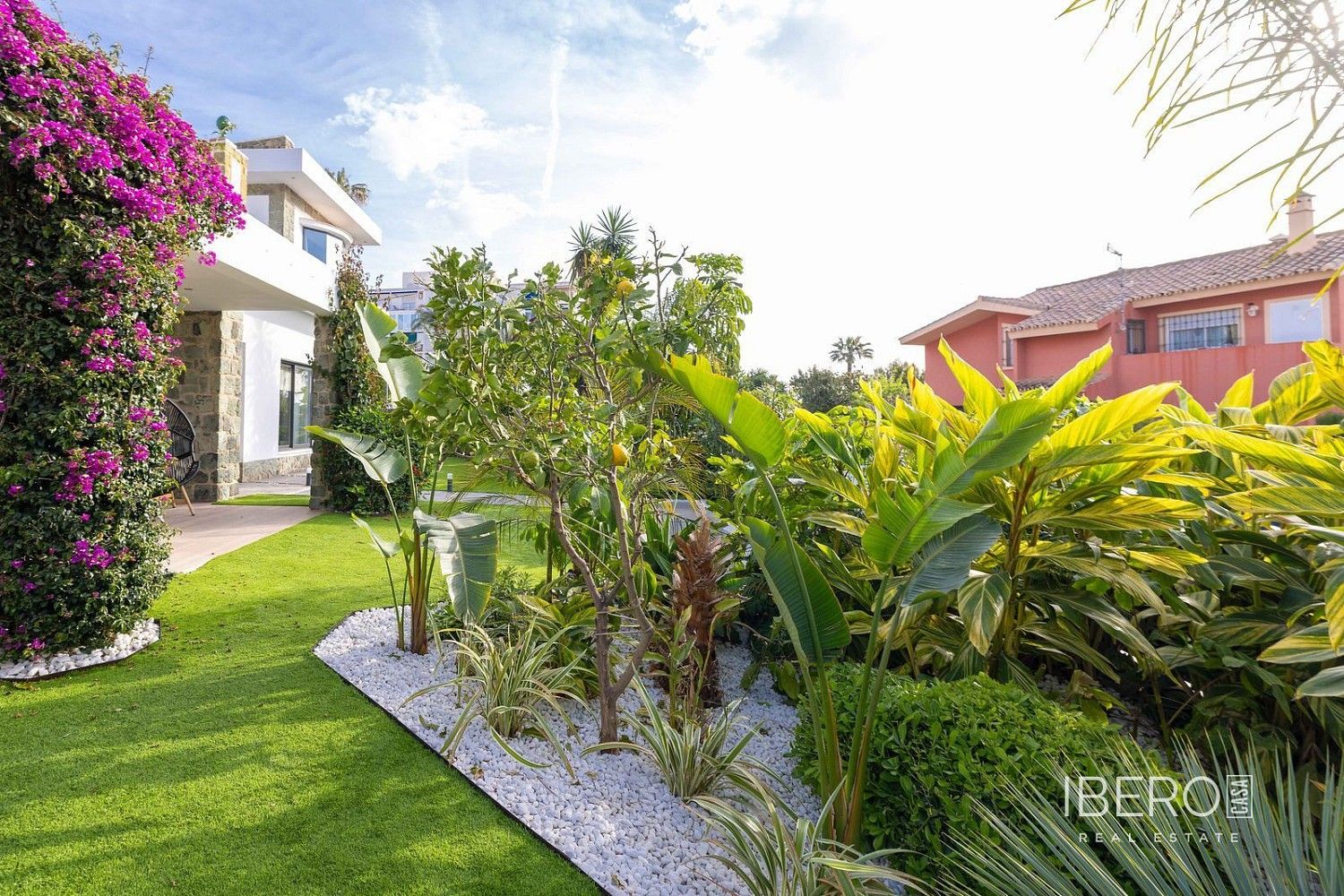 Prodej rodinný dům - Málaga, ES, 360 m² - 2