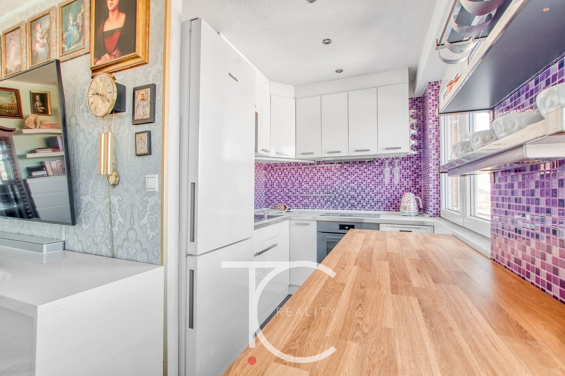 Prodej byt 1+1 - Nádražní, Ostrava, 29 m²