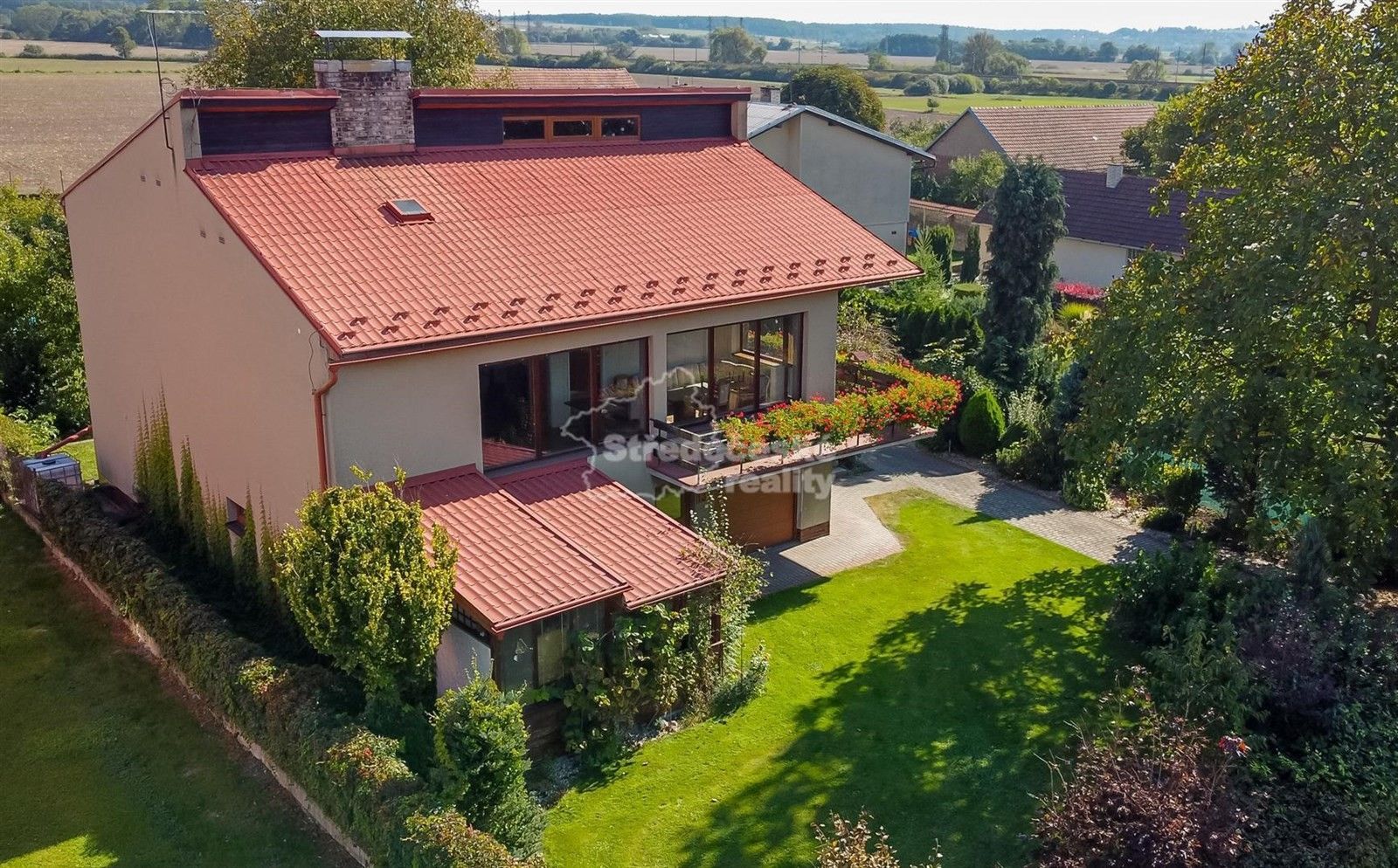 Prodej dům - Sruby, 360 m²
