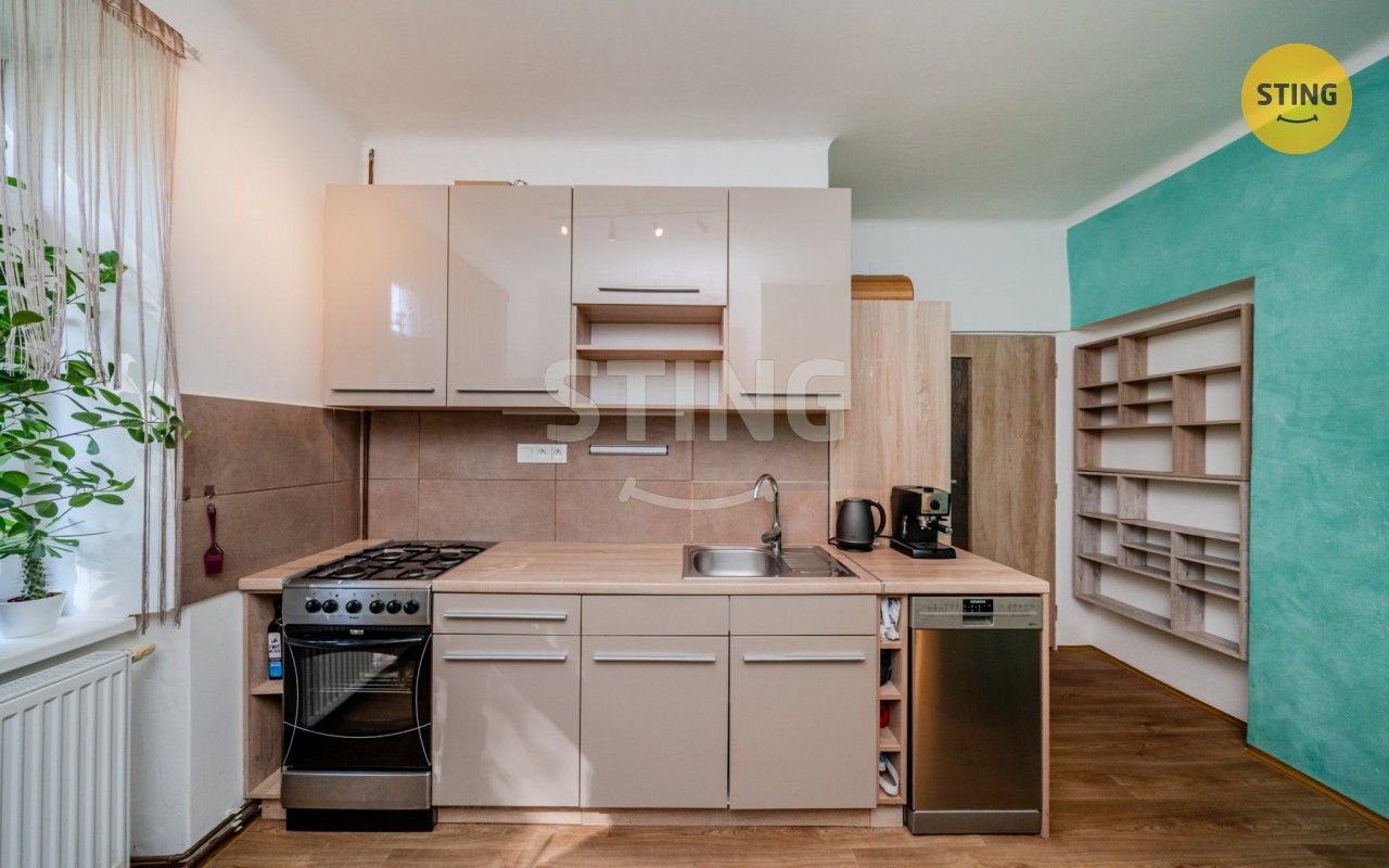 Pronájem byt 1+1 - Poděbradova, Ostrava, 50 m²