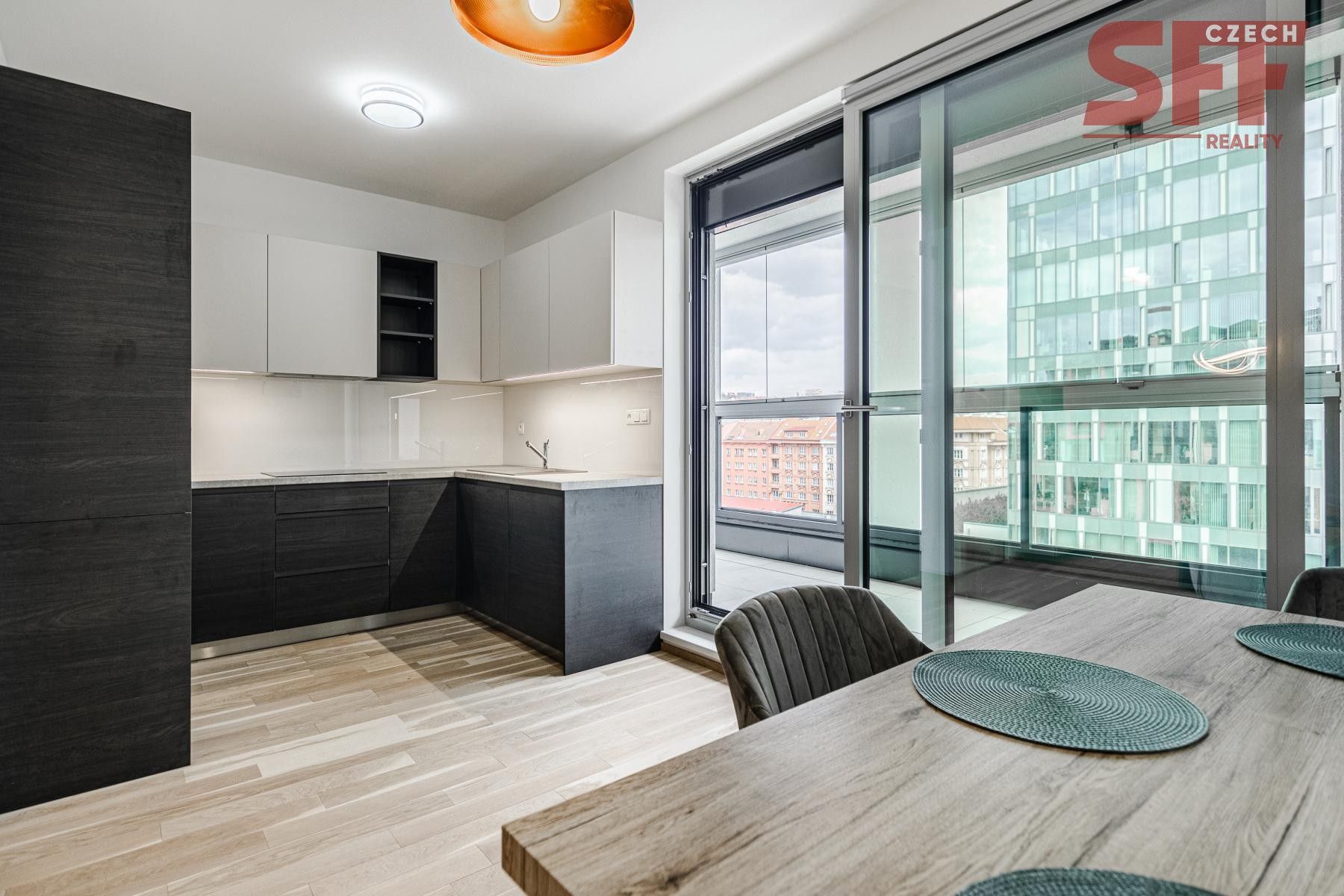 Byt 2+kk · 73 m² · Kurta Konráda, Praha - 3