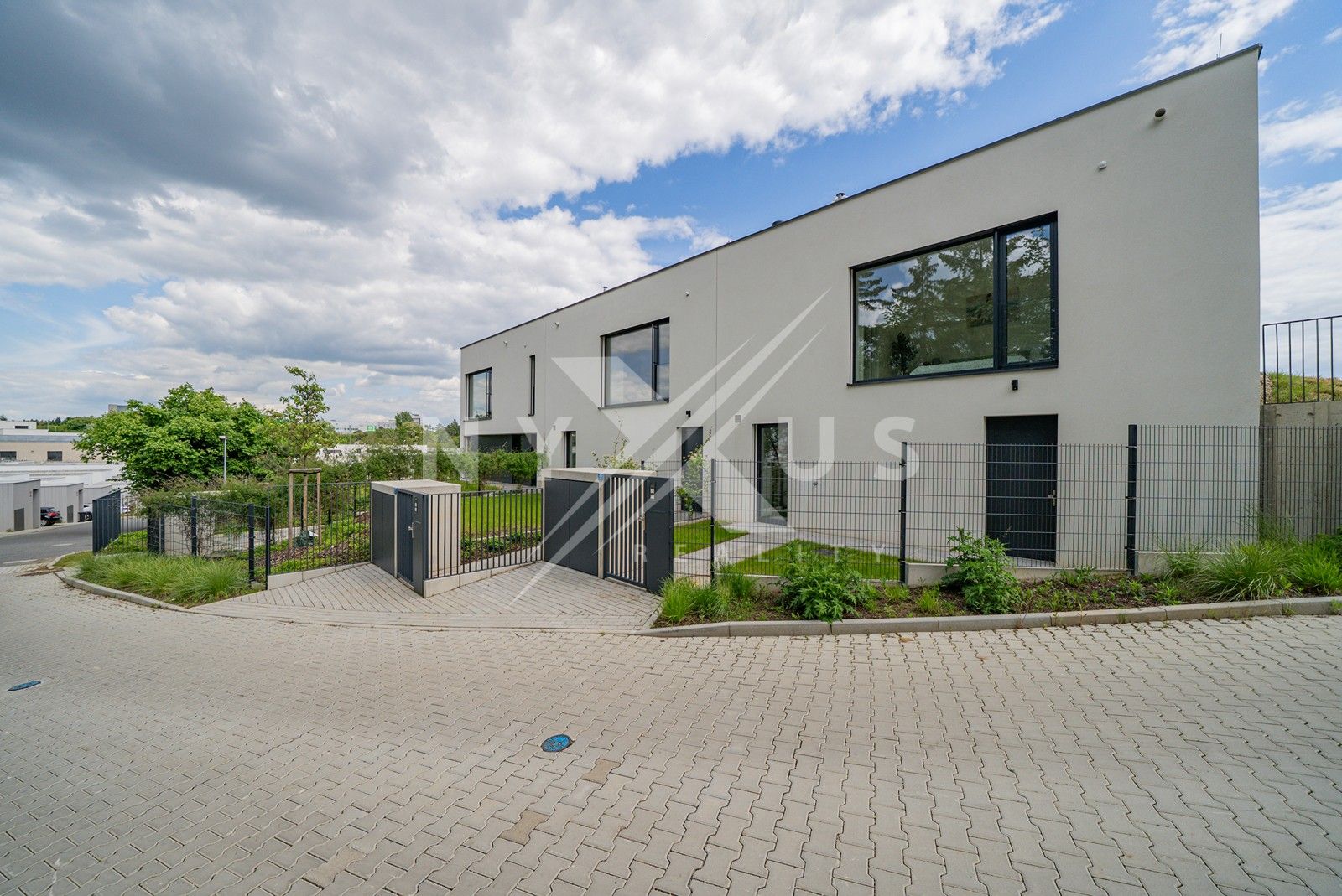 Prodej rodinný dům - K Housličkám, Praha, 250 m²