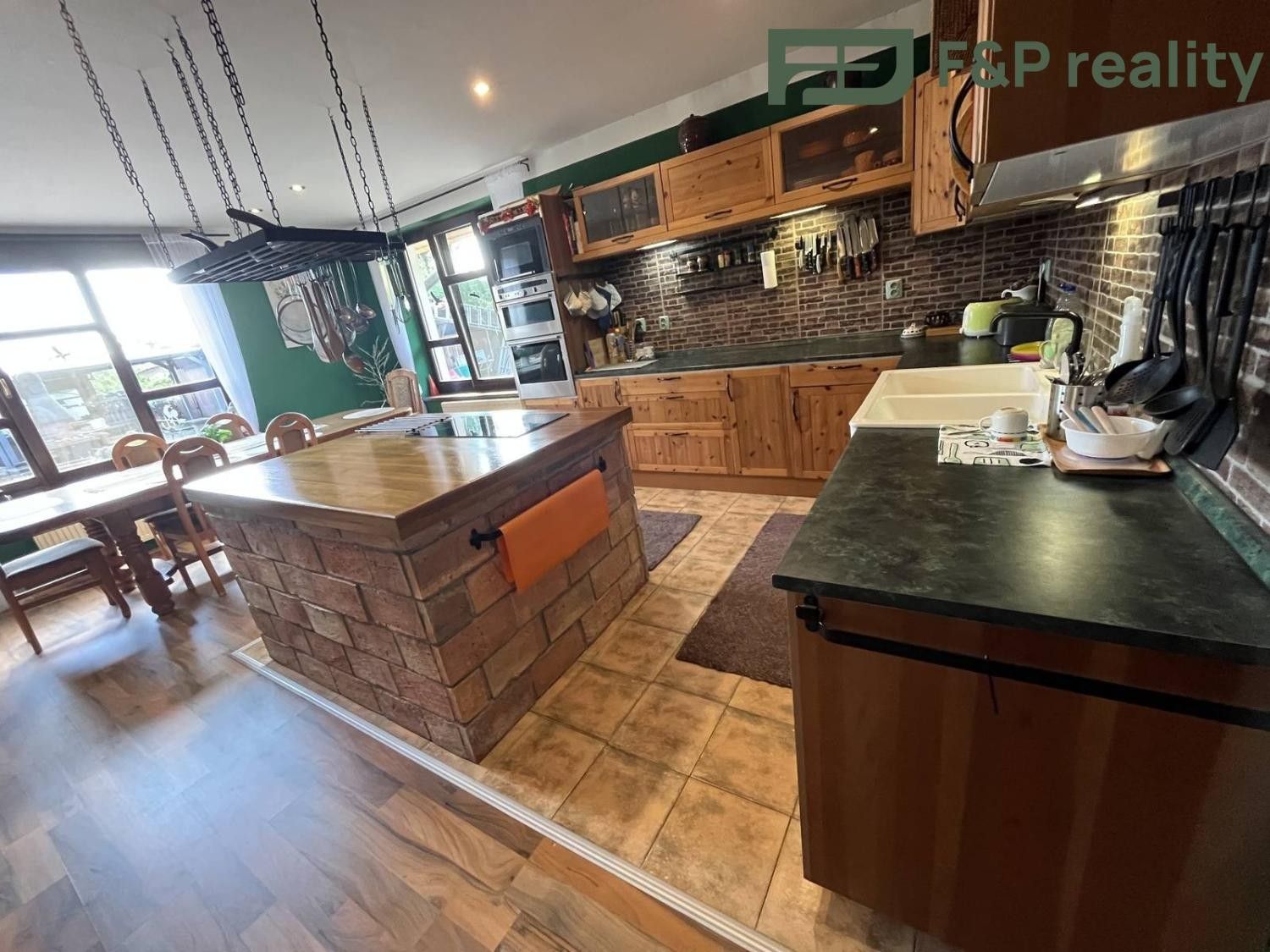 Rodinný dům · 573 m² · Podlesí, Holice - 4