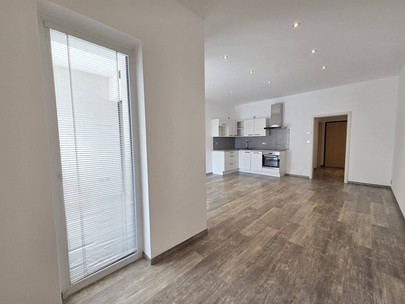 Pronájem byt 1+kk - Švýcarské nábřeží, Olomouc - Nové Sady, 43,4 m² - 5