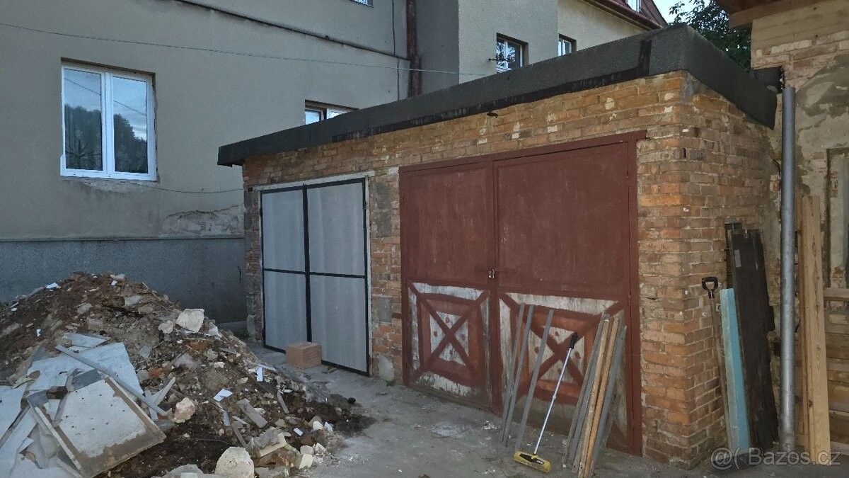 Garáže, Česká Lípa, 470 01 - 2