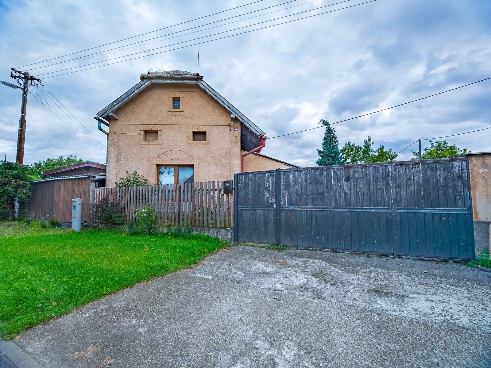 Rodinné domy, Legerovo nám., Nová Ves I Ohrada, 74 m² - 1