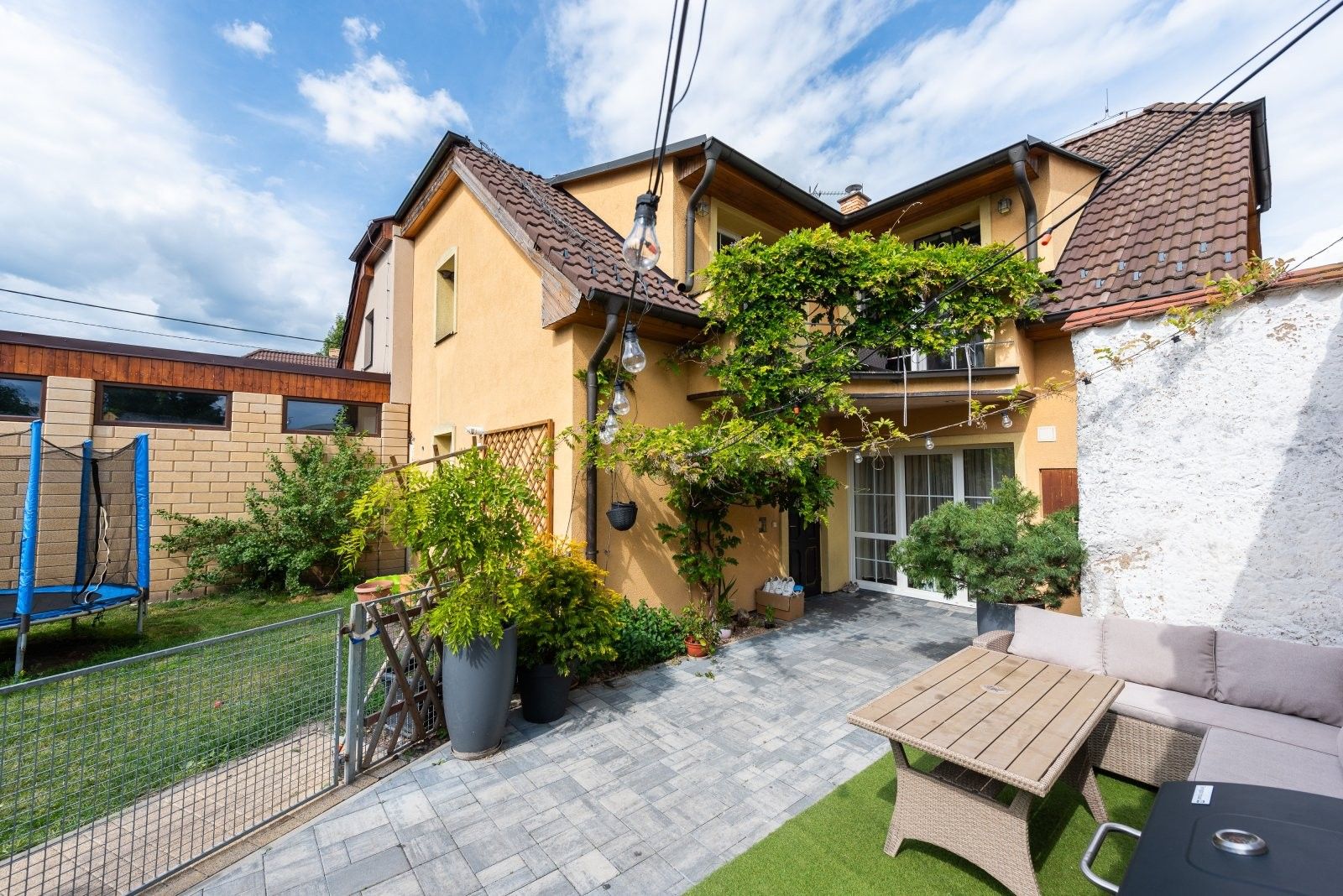 Rodinné domy, II. ulice, Vinařice, 220 m²