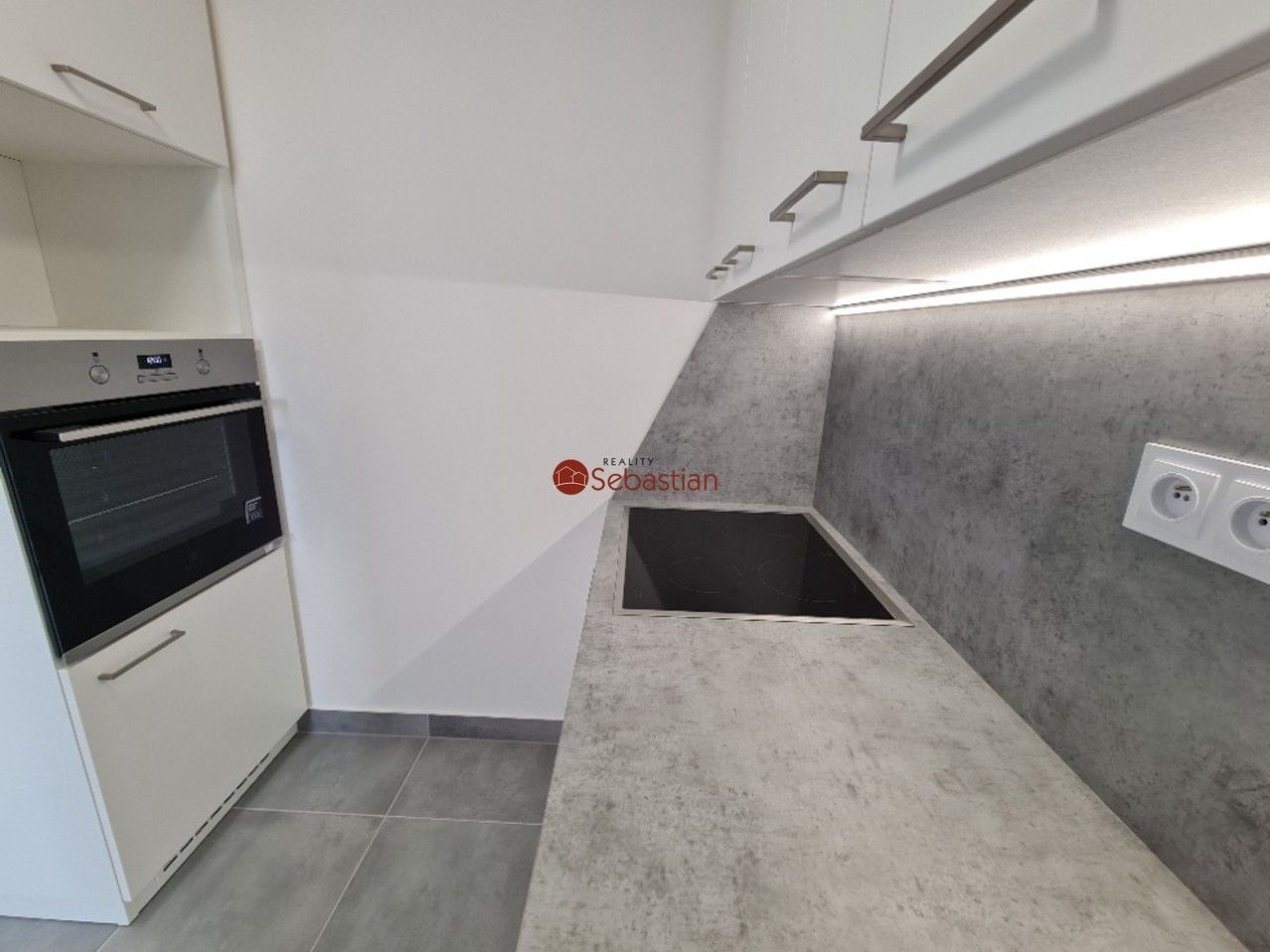 2+1, Antonína Sochora, Teplice, 37 m² - 2