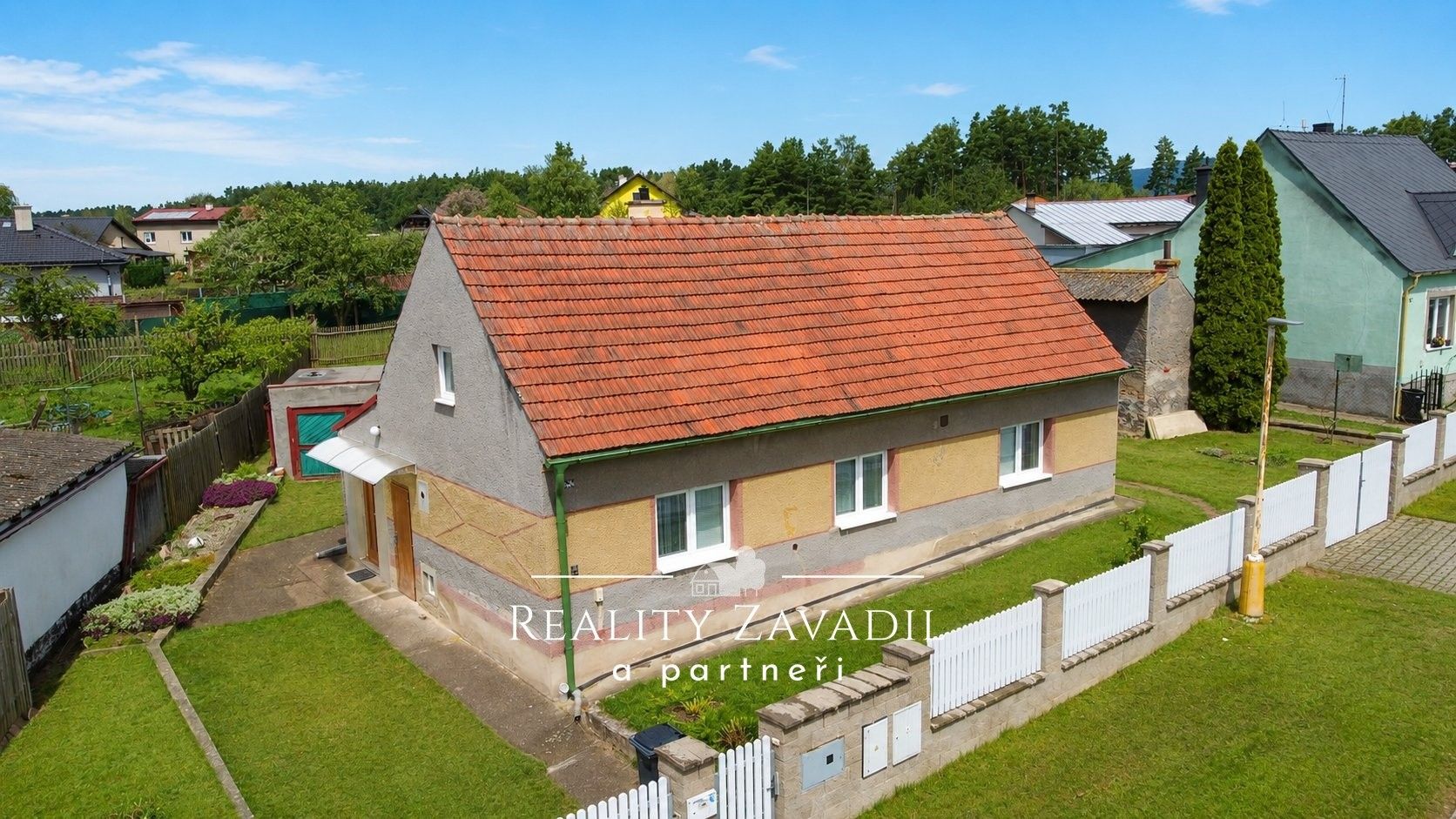 Rodinné domy, Pod Hájem 434, Vroutek, 130 m²