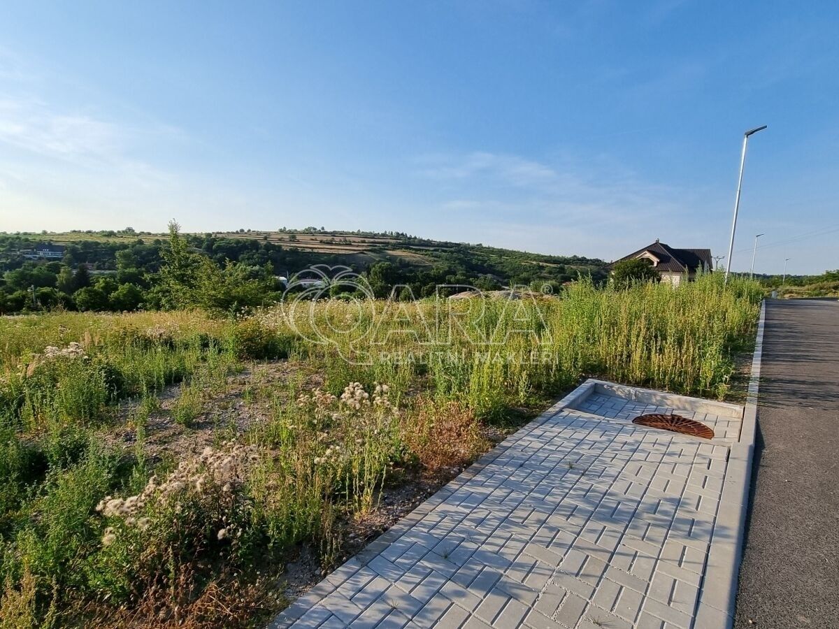 Pozemky pro bydlení, Mikovice, Kralupy nad Vltavou, 1 m²