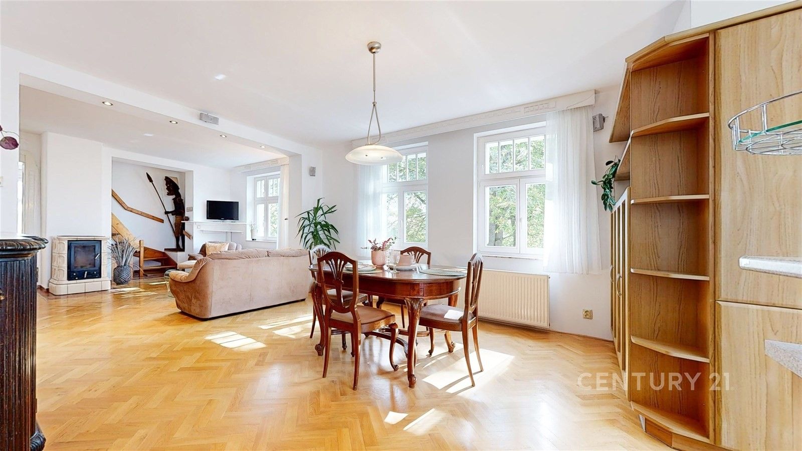 Byty, Antonína Dvořáka 2152, Jablonec nad Nisou, 209 m²