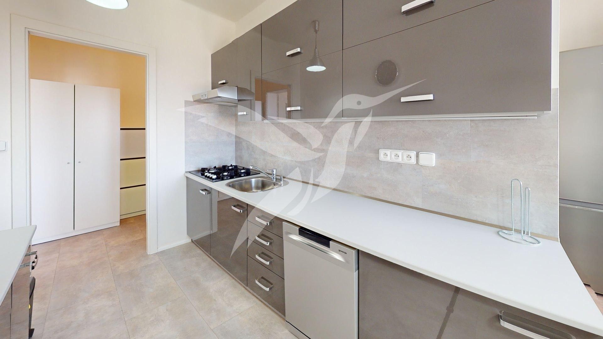 Byt 2+1 · 58 m² · Na Dlouhých 956, Plzeň Doubravka - 3