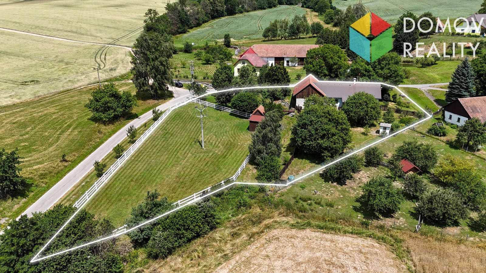 Prodej rodinný dům - Dolní Lhotka, Maleč, 124 m² - 1