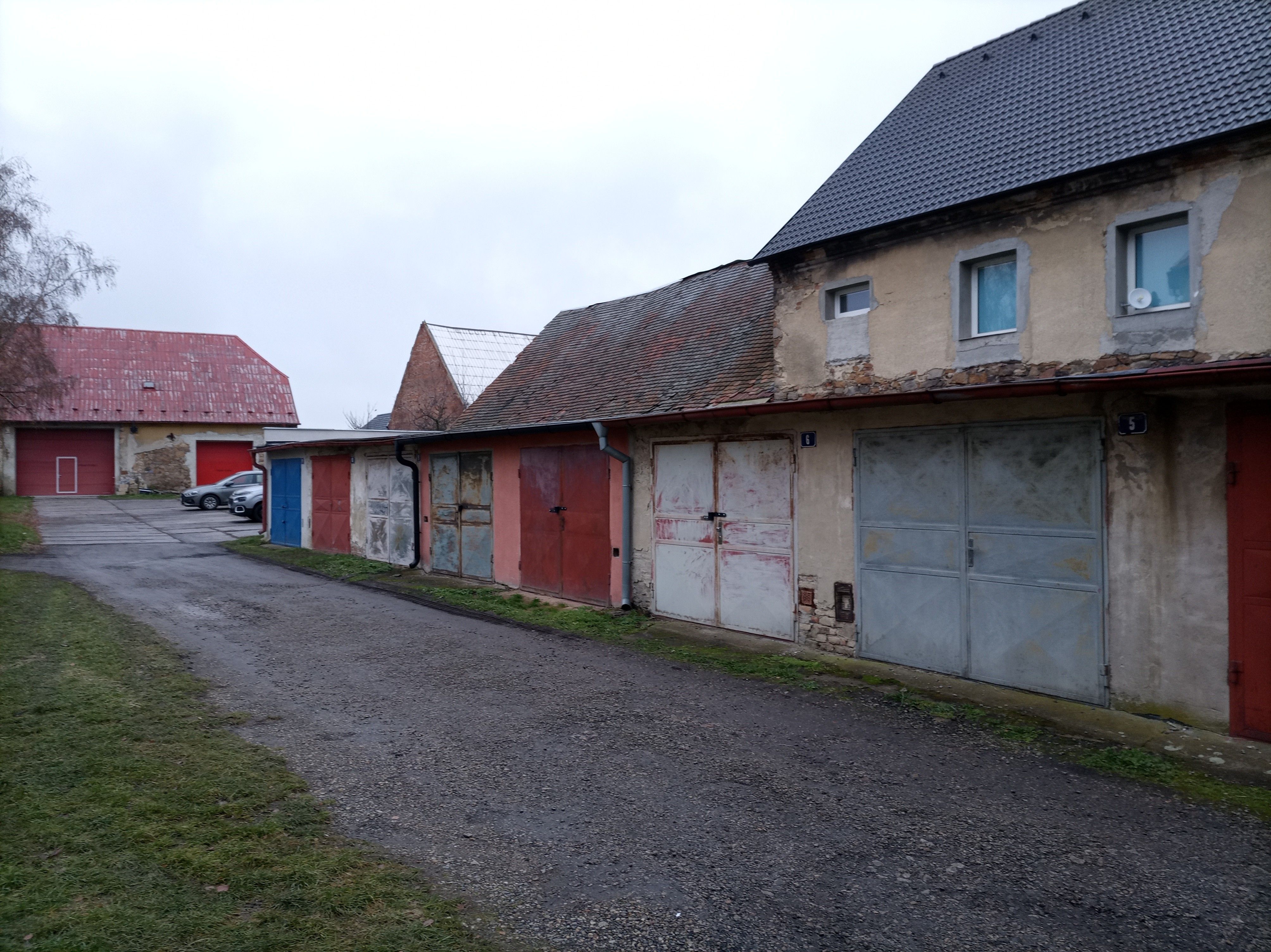 Garáže, Droužkovice, 22 m²