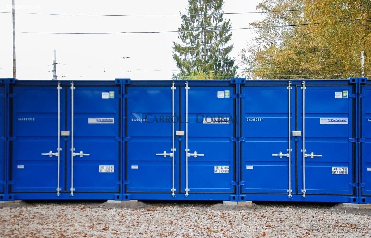 Garáže, Slušovice, 763 15