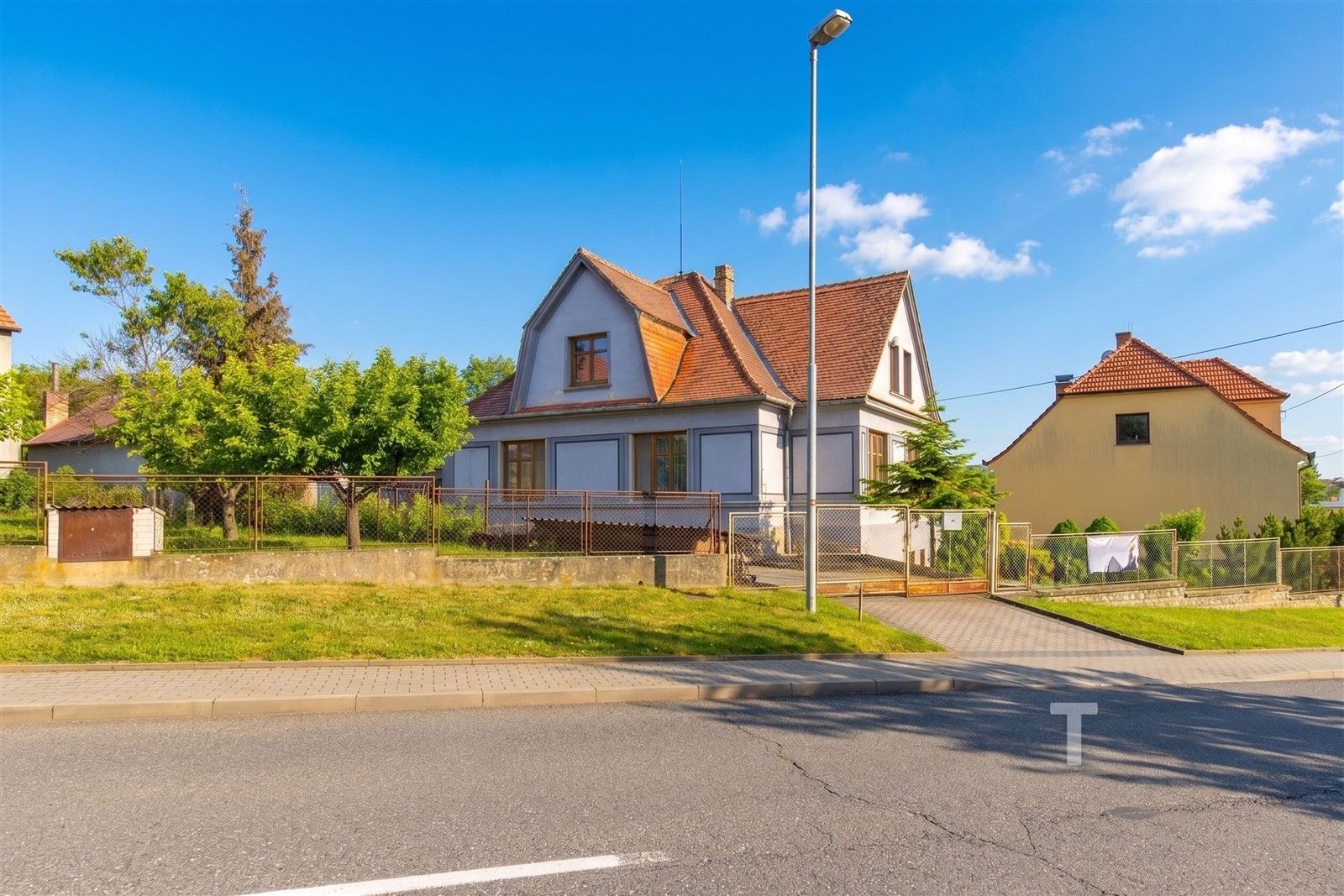 Rodinné domy, Husova 45, Miroslav, 245 m² - 1