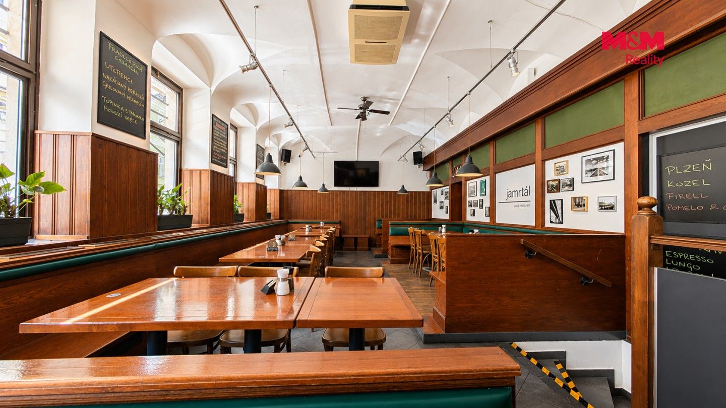 Restaurace · 194 m² · Sekaninova, Praha - 3