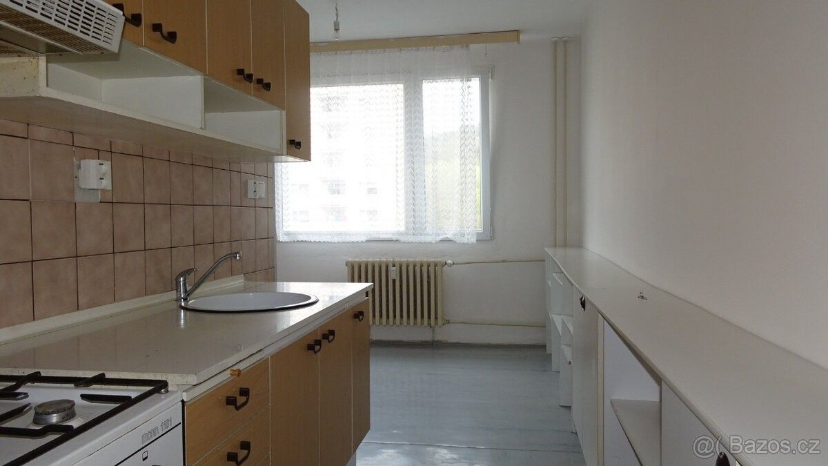 Byt · Jirkov, 431 11 - 3