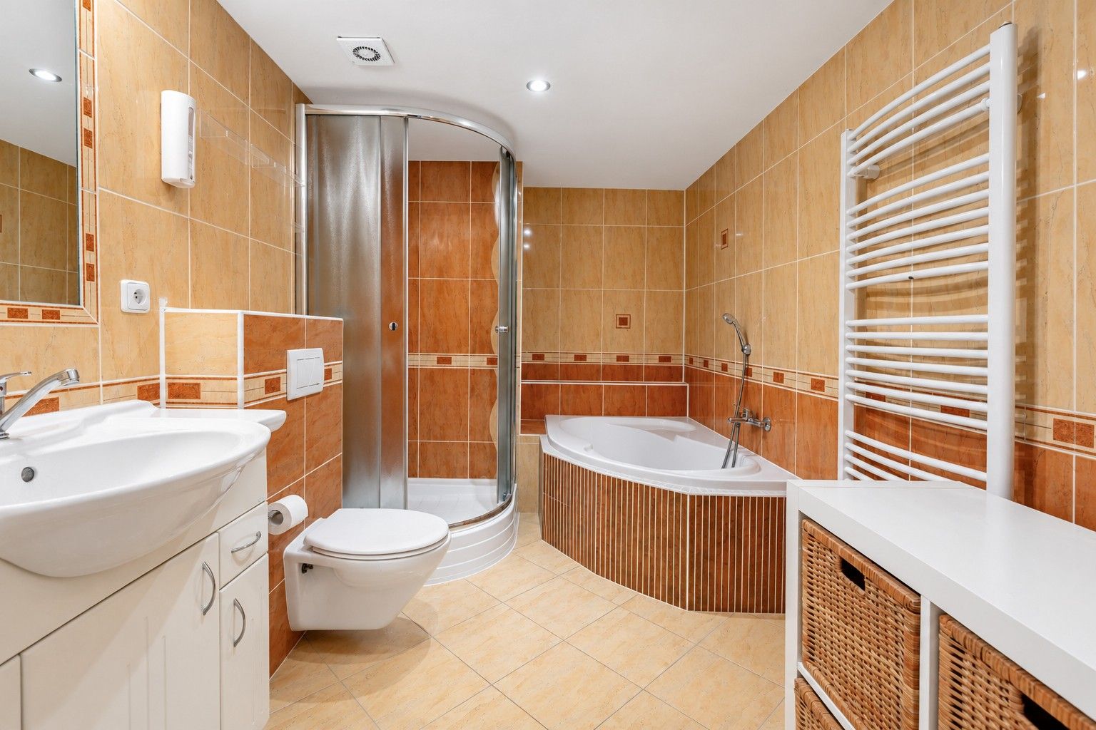 3+1, Náchodská 92, Trutnov Poříčí, 70 m² - 1