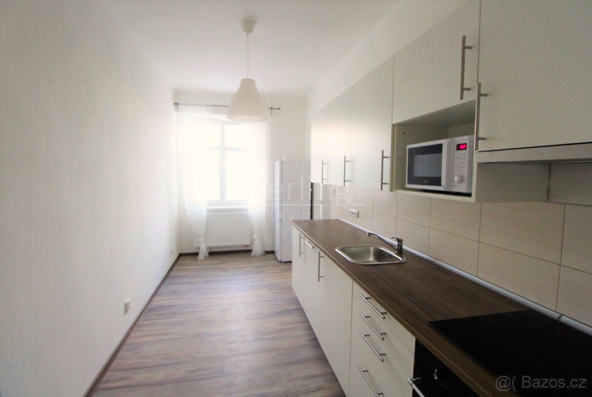 Pronájem byt 2+kk - Praha, 180 00, 42 m²