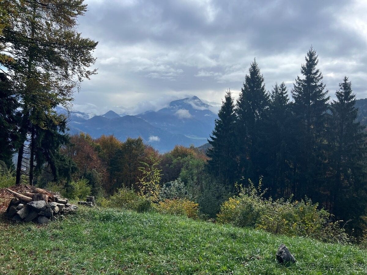 Pozemky pro bydlení, 987 66, Zahraničí