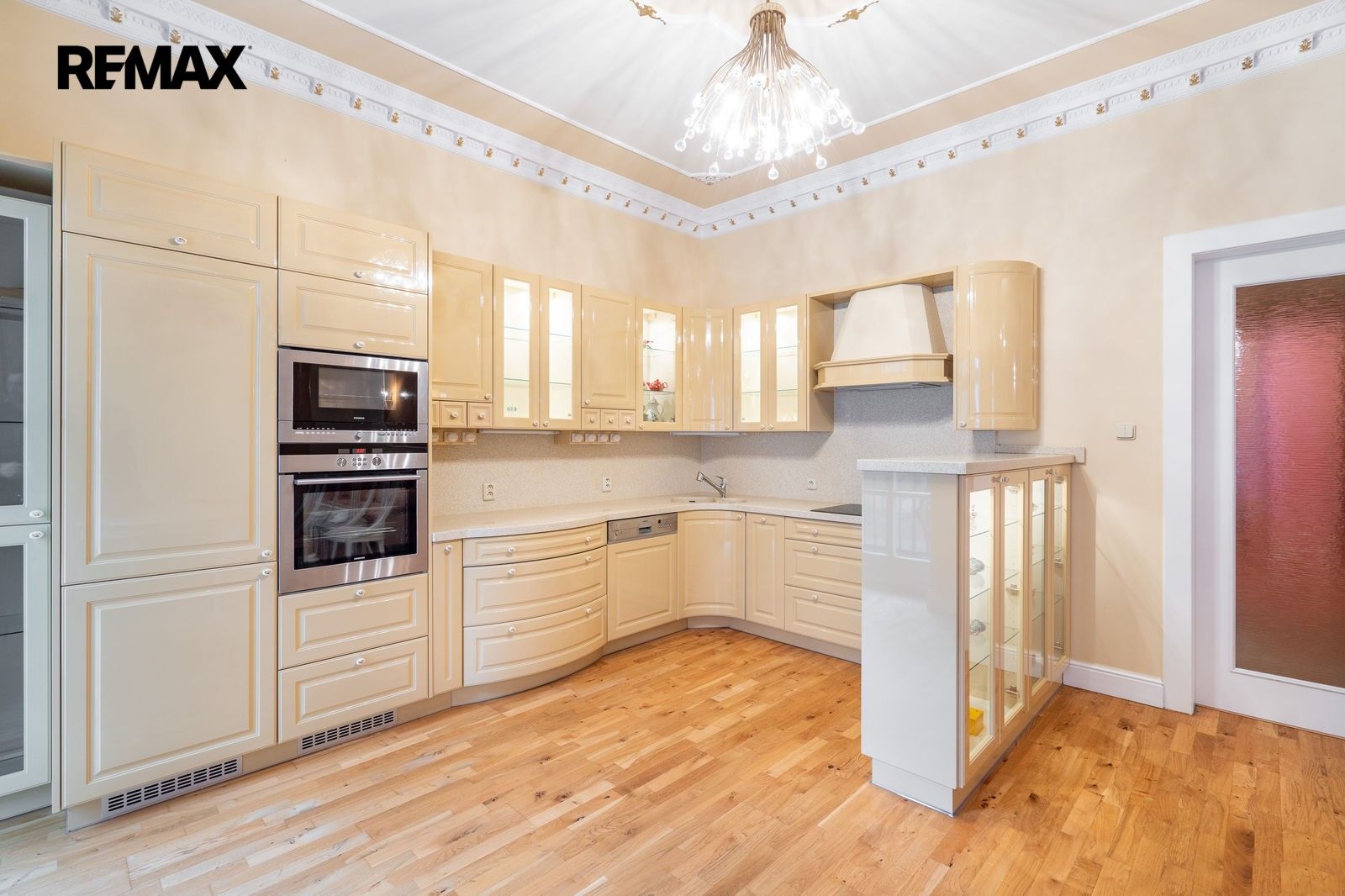 Byt 2+kk · 63 m² · Mariánskolázeňská 516, Karlovy Vary - 3